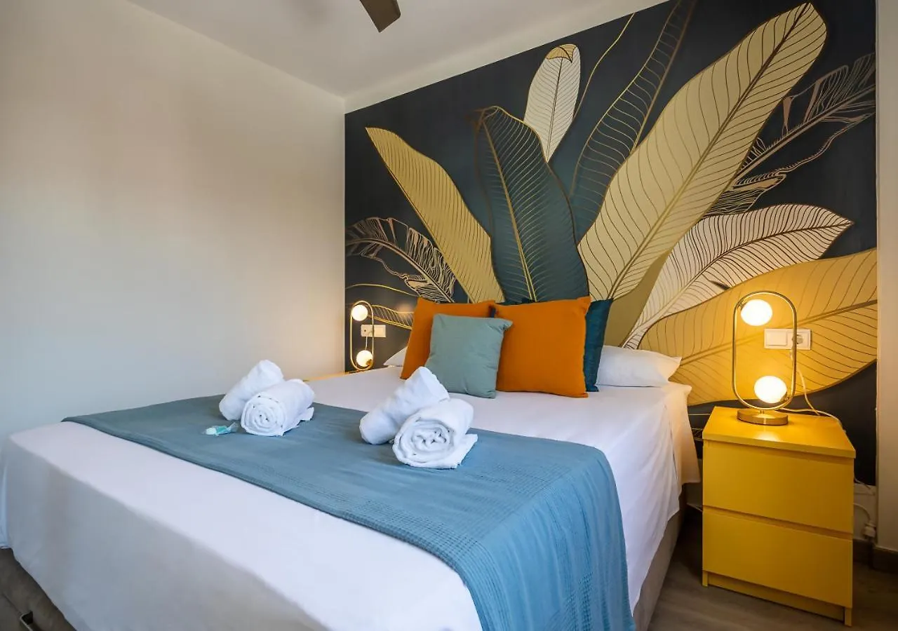 Appartamento Centro Wifi Terraza Parking Ascensor A La Playa A 5 Min Torremolinos 0*,  Spagna